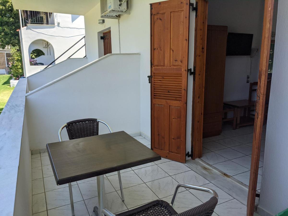 Dream House Apartment Agia Paraskevi  Exterior photo